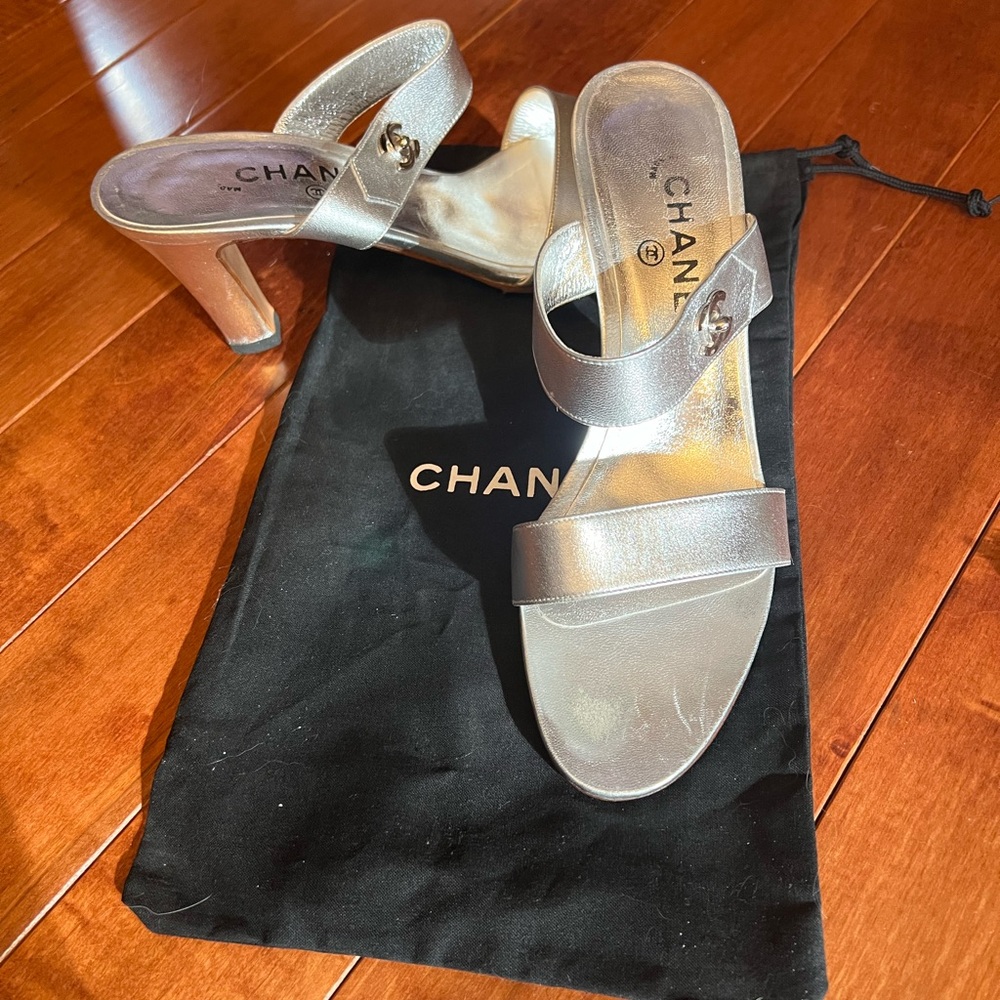 Vintage 90’s Chanel Silver Women's Heeled Sandals